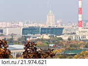 Вид на БЦ "Легион-III" и ТЭЦ № 12 ОАО "Мосэнерго" (2011 год). Редакционное фото, фотограф Алёшина Оксана / Фотобанк Лори