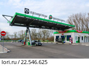 АЗС №70 Белоруснефть, ул.Олимпийская, Гомель, Беларусь (2016 год). Редакционное фото, фотограф Ольга Коцюба / Фотобанк Лори