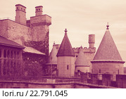 Towers of gothic castle. Toned photo (2016 год). Стоковое фото, фотограф Яков Филимонов / Фотобанк Лори