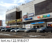 Банк "ВТБ24". ТЦ "Мегаполис". Проспект Андропова, 8. Даниловский район. Москва (2016 год). Редакционное фото, фотограф lana1501 / Фотобанк Лори