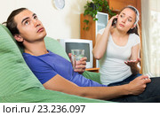 Woman calling to emergency. Стоковое фото, фотограф Яков Филимонов / Фотобанк Лори