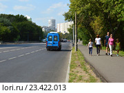 Улица Менжинского в Бабушкинском районе Москвы (2016 год). Редакционное фото, фотограф lana1501 / Фотобанк Лори