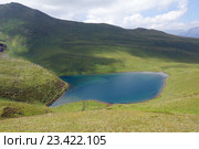 Вид на озеро Рыбное в урочище Морг-Сырты, Архыз, КЧР. Стоковое фото, фотограф Оглоблин Андрей Николаевич / Фотобанк Лори