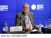 Валерий Фадеев - российский журналист и общественный деятель, генеральный директор медиахолдинга "Эксперт" на Петербургском международном экономическом форуме ПМЭФ-2016. Редакционное фото, фотограф Игорь Долгов / Фотобанк Лори