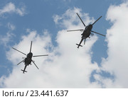 Вертолеты Ми-8АМТШ на репетиции парада Победы в Москве (2016 год). Редакционное фото, фотограф Free Wind / Фотобанк Лори
