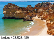Algarve beach Dos Tres Irmaos (Portugal) Стоковое фото, фотограф Юрий Брыкайло / Фотобанк Лори