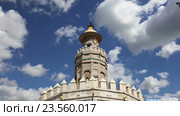Торре-дель-Оро или Золотая башня (XIII век), Средневековая арабская военная двенадцатиугольная сторожевая башня в Севилье, Андалусия, Южная Испания (2016 год). Стоковое видео, видеограф Владимир Журавлев / Фотобанк Лори