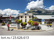 Железнодорожный вокзал Сен-Жерве ле Бен (Saint-Gervais-les-Bains), Франция (2015 год). Редакционное фото, фотограф Юлия Кузнецова / Фотобанк Лори