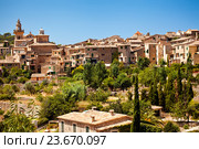 Деревня Valldemossa на Майорке (2008 год). Стоковое фото, фотограф Вероника Галкина / Фотобанк Лори