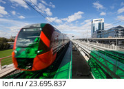 Малое кольцо Московской железной дороги  (МК МЖД), окружная железнодорожная линия в Москве.  Открыт 10 сентября 2016 года. Стоковое фото, фотограф Владимир Журавлев / Фотобанк Лори