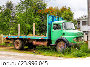 Mercedes-Benz L 1113 (2015 год). Редакционное фото, фотограф Art Konovalov / Фотобанк Лори