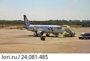 Airbus A319 в аэропорту Ростова-на-Дону (2016 год). Редакционное фото, фотограф A Челмодеев / Фотобанк Лори