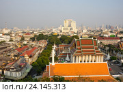 View of Bangkok and Wat Saket (2015 год). Стоковое фото, фотограф Юлия Белоусова / Фотобанк Лори