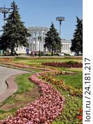 Павильон № 66 «Культура» («Узбекская ССР») на ВДНХ в Москве (2015 год). Редакционное фото, фотограф stargal / Фотобанк Лори