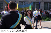 Выпускной Вальс (2015 год). Редакционное видео, видеограф Потийко Сергей / Фотобанк Лори