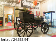 Волгоград. Тачанка в мемориально-историческом музее. (2016 год). Редакционное фото, фотограф Володина Ольга / Фотобанк Лори