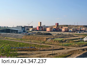 Горно-обогатительный комбинат алмазодобывающей компании в АЛРОСА, Мирнинский улус, город Мирный, Республика Саха (Якутия), Россия. Стоковое фото, фотограф Great Siberia Studio / Фотобанк Лори