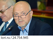 Виктор Александрович Семёнов, председатель Комитета ТПП РФ по предпринимательству в агропромышленной сфере, бывший министр сельского хозяйства и продовольствия РФ (1998—1999), на Совместном заседании Комитета ТПП по предпринимательству в аграрно-промышленной сфере, ассоциации «АССАГРОС» и союза СППИ (2016 год). Редакционное фото, фотограф Александр Замараев / Фотобанк Лори