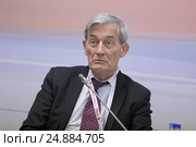 Иван Михайлович Бортник - российский ученый, советник генерального директора Фонда содействия инновациям на Гайдаровском форуме 2017. Редакционное фото, фотограф Игорь Долгов / Фотобанк Лори