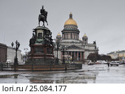 Санкт-Петербург. Исаакиевская площадь (2014 год). Редакционное фото, фотограф Александр Алексеев / Фотобанк Лори