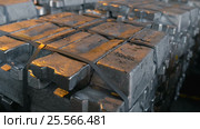 Metal Ingots in Stock. Стоковое видео, видеограф Станислав Панкратов / Фотобанк Лори