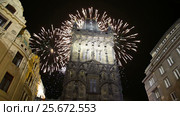 Powder tower (gate) and holiday fireworks in Prague, Czech Republic. It is one of the original city gates, dating back to the 11th century. It is one of the symbols of Prague leading into the Old Town (2017 год). Стоковое видео, видеограф Владимир Журавлев / Фотобанк Лори
