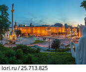 Майдан Незалежности, Киев, Украина (2016 год). Редакционное фото, фотограф Станислав Мороз / Фотобанк Лори