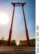The giant swing, Sao Ching Cha, in Bangkok. Стоковое фото, фотограф Роман Гадицкий / Фотобанк Лори