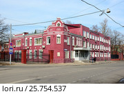 Москва, улица Матросская Тишина, дом 15/17, строение 1 (2017 год). Стоковое фото, фотограф Alexei Tavix / Фотобанк Лори