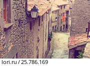 Old street in catalan town. Rupit i Pruit. Стоковое фото, фотограф Яков Филимонов / Фотобанк Лори