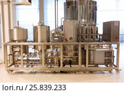 Brewing equipment complex at beer factory captive shop. Стоковое фото, фотограф Losevsky Pavel / Фотобанк Лори