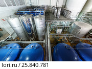 Brewing containers in beer factory captive shop. Стоковое фото, фотограф Losevsky Pavel / Фотобанк Лори