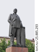 Брянск, памятник Ленину (2016 год). Редакционное фото, фотограф Илюхина Наталья / Фотобанк Лори