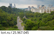 Timelapse from high vantage point overlooking Singapore cityscapes. Стоковое видео, видеограф Кирилл Трифонов / Фотобанк Лори