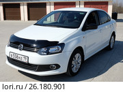 Автомобиль Volkswagen Polo 2014 г.в. (2017 год). Редакционное фото, фотограф Chere / Фотобанк Лори