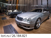 STUTTGART, GERMANY - MARCH 03, 2017: Mercedes-Benz CL 55 AMG (foreground), Mercedes-Benz 300SL (center) and Mercedes Simplex 40PS (background). Europe's greatest classic car exhibition "RETRO CLASSICS" Редакционное фото, фотограф Sergey Kohl / Фотобанк Лори