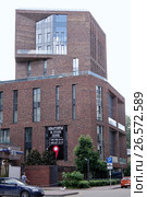 ЖК "Дом на Бурденко (Skuratov House)" Москва, улица Бурденко, 11 (2017 год). Редакционное фото, фотограф Илюхина Наталья / Фотобанк Лори