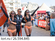 LE MANS, FRANCE - JUNE 16, 2017: Roman Rusinov russian race car driver G-Drive Racing on a parade of pilots racing. Редакционное фото, фотограф Irina Kuchugurina/Gaudy / Фотобанк Лори