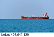 Среднетоннажный нефтяной танкер Cansu D (порт приписки - Валлетта) на рейде (2016 год). Редакционное фото, фотограф Александр Замараев / Фотобанк Лори