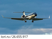 Gulfstream Aerospace G-VI Gulfstream G650 (бортовой M-NGNG) на посадке во Внукове (2017 год). Редакционное фото, фотограф Alexei Tavix / Фотобанк Лори