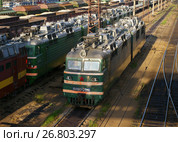 Вологда. Электровоз грузовой переменного тока ВЛ80т-2019 на станции Вологда-1 (2006 год). Стоковое фото, фотограф Дмитрий Щукин / Фотобанк Лори