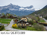 Panoramic view of french Alps and Saint-Gervais-les-Bains (2016 год). Стоковое фото, фотограф Юлия Белоусова / Фотобанк Лори