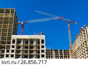 Construction of multi-storey houses in Moscow, Russia (2017 год). Стоковое фото, фотограф Володина Ольга / Фотобанк Лори