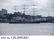 Фрегат "Паллада"в бухте Золотой Рог. Владивосток (2017 год). Редакционное фото, фотограф syngach / Фотобанк Лори