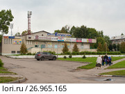 Торговый центр "Космос" в Пересвете (2017 год). Редакционное фото, фотограф Бурмистрова Ирина / Фотобанк Лори