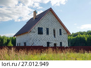 Строительство дома из газобетонных блоков (2017 год). Стоковое фото, фотограф Елена Коромыслова / Фотобанк Лори