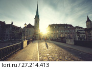 city center of Zurich with famous Fraumunster Church, Switzerland (2017 год). Стоковое фото, фотограф Iakov Kalinin / Фотобанк Лори