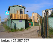 ГСК «Алекс». Камчатская улица. Район Гольяново. Город Москва (2009 год). Редакционное фото, фотограф lana1501 / Фотобанк Лори