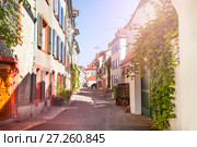 Old tranquil street of Basel with ancient houses (2017 год). Стоковое фото, фотограф Сергей Новиков / Фотобанк Лори