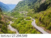 Highway in the Alps, Switzerland (2013 год). Стоковое фото, фотограф Юлия Бабкина / Фотобанк Лори